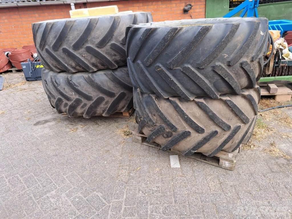 John Deere 7930 トラクター