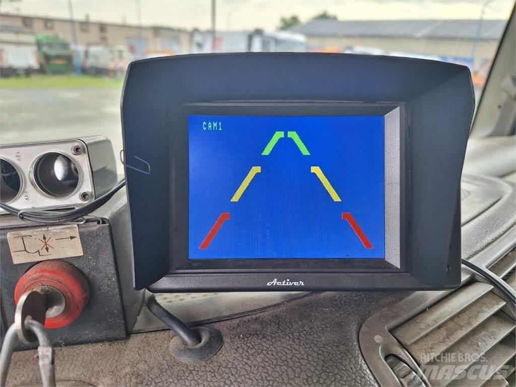 DAF FA CF75.310 キャブ付きシャーシ