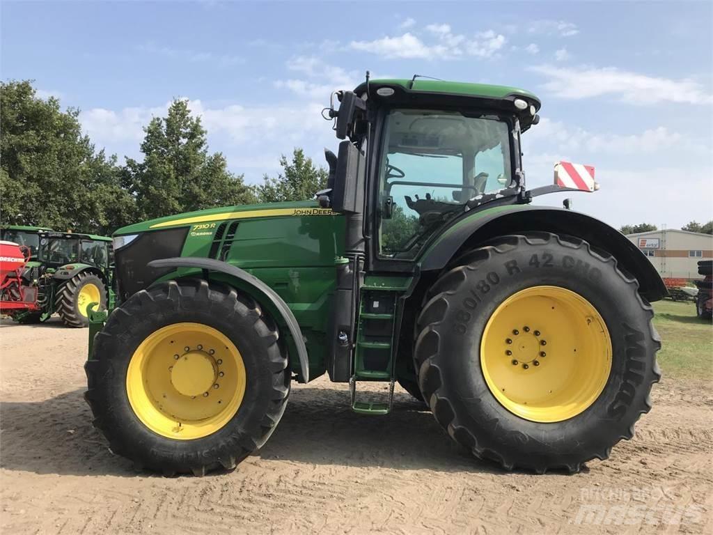 John Deere 7310R トラクター