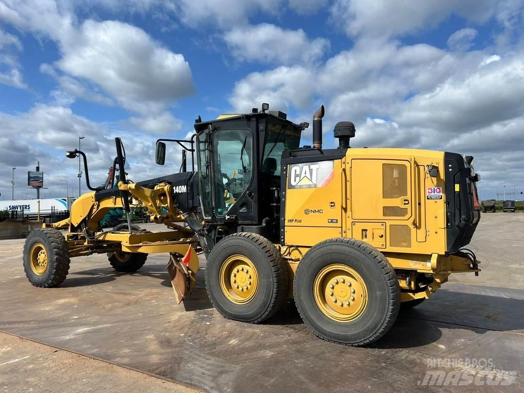 CAT 140M2 モーターグレーダー