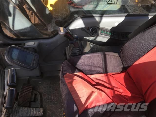 Volvo EC210B 大型油圧ショベル12t以上（パワーショベル・ユンボ）