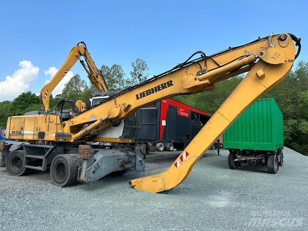 Liebherr A 924C-HD ホイール式油圧ショベル（パワーショベル・ユンボ・バックホー）