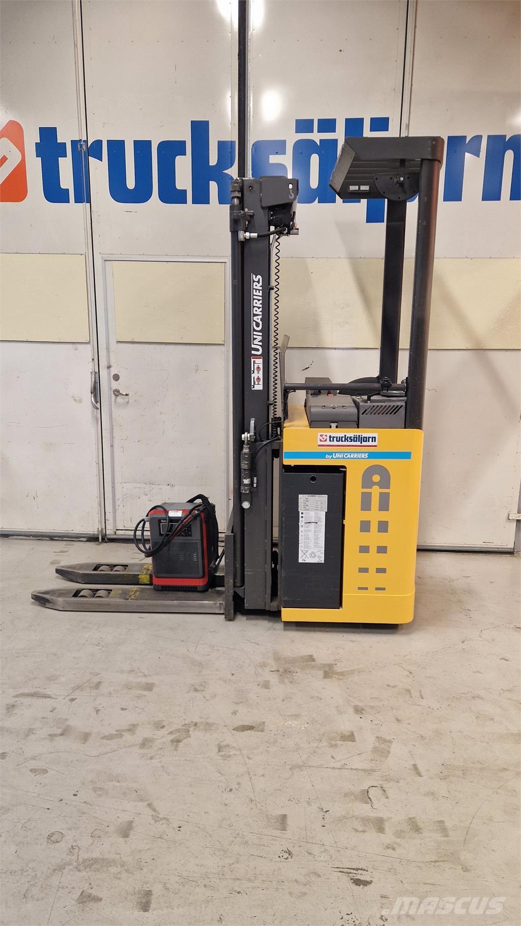 Atlet A160SDTFVHSN 自走式スタッカー