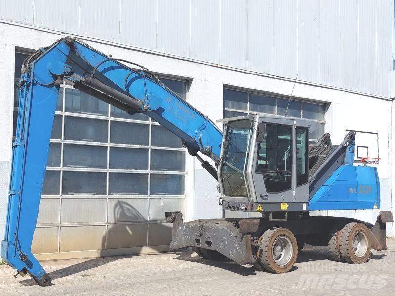 Fuchs MHL 320 D 廃棄物／工業産廃処理機