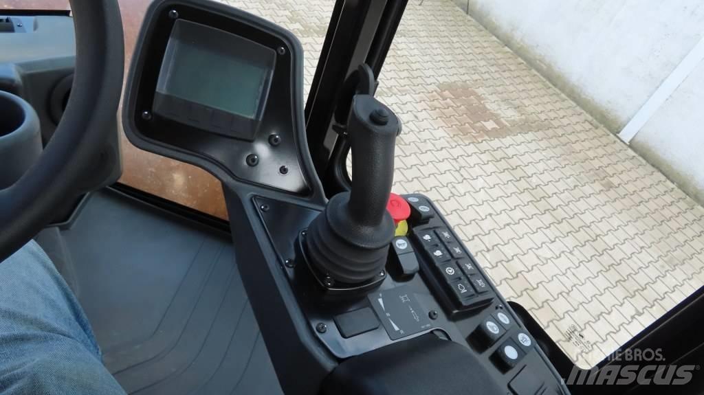 CAT CS 74 B 振動ローラ