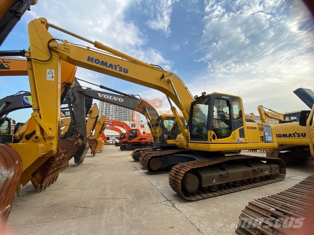 Komatsu PC 220 -8N1 大型油圧ショベル12t以上（パワーショベル・ユンボ）