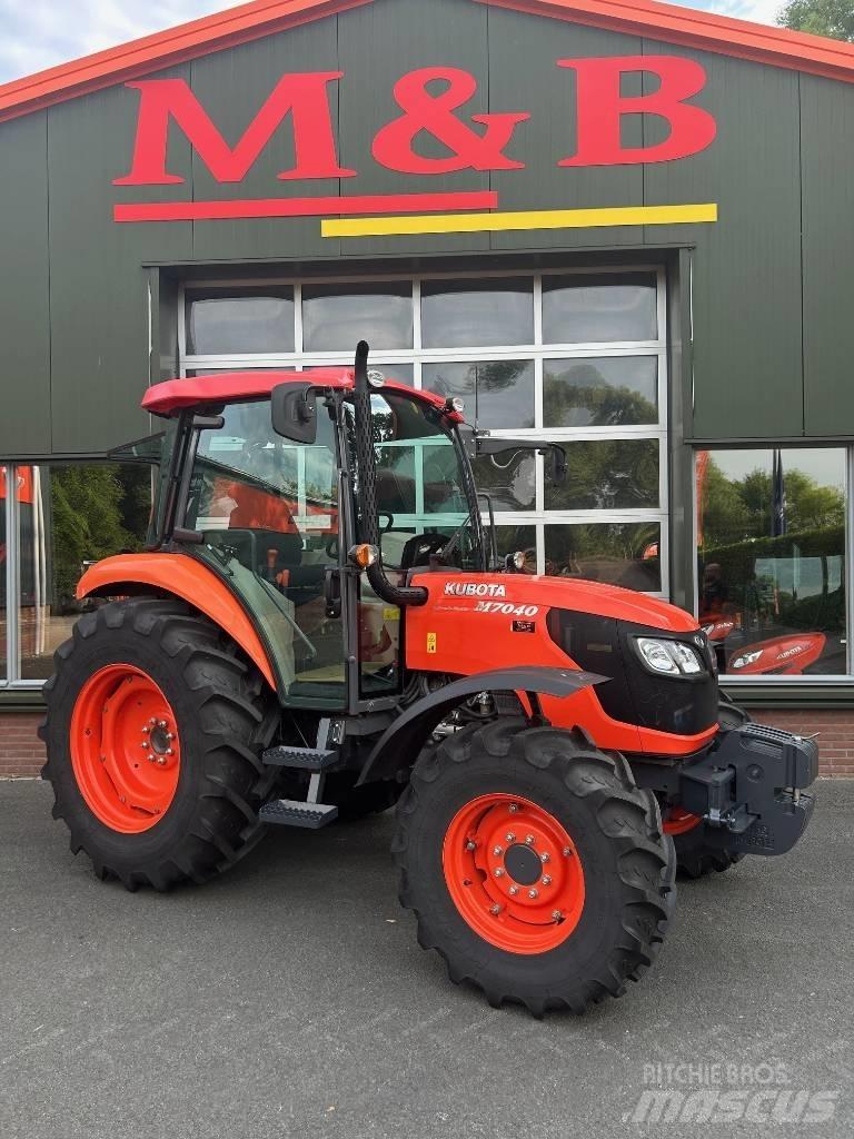 Kubota M 7040 DT トラクター