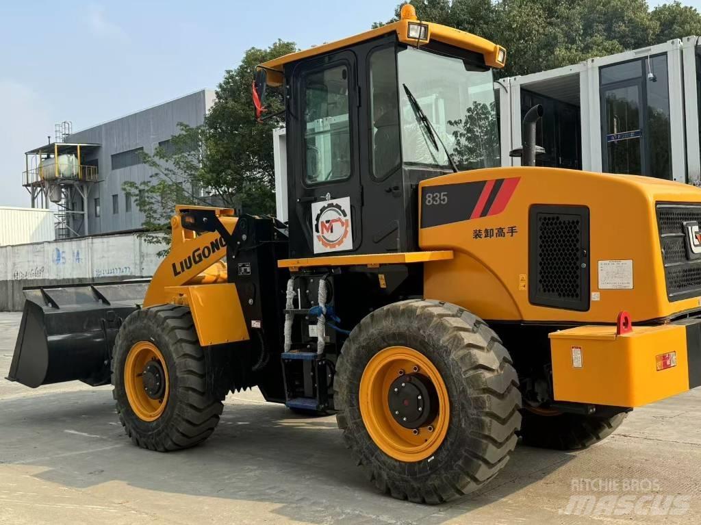LiuGong CLG 835 ホイールローダー・タイヤショベル
