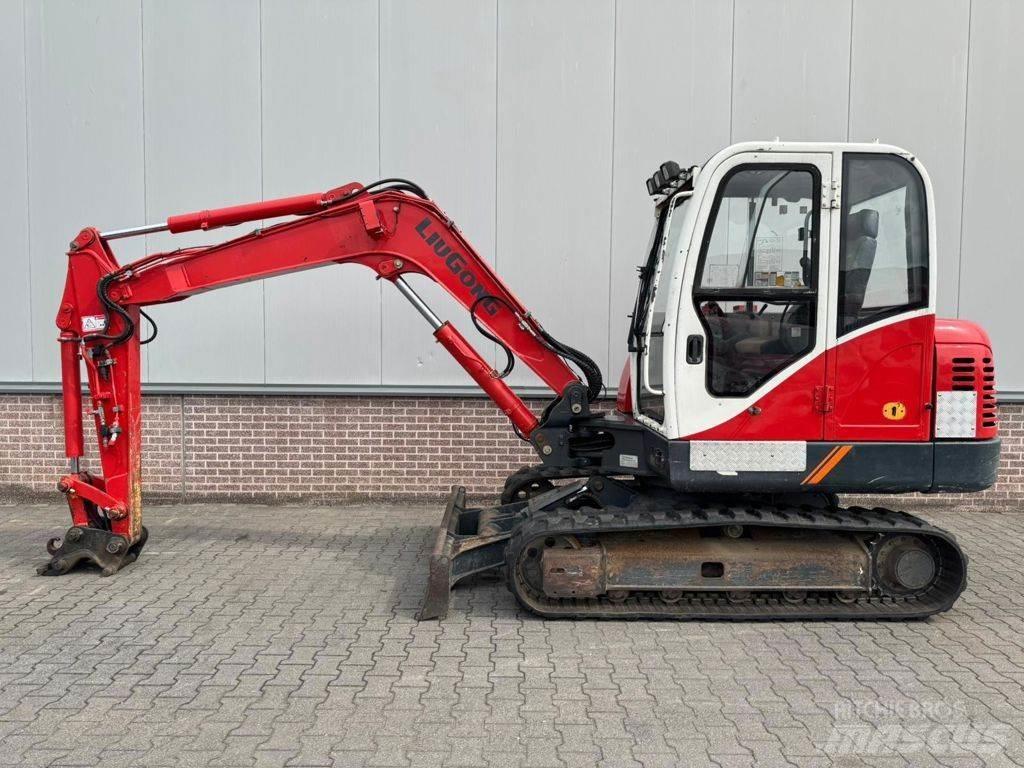 LiuGong CLG906C 大型油圧ショベル12t以上（パワーショベル・ユンボ）
