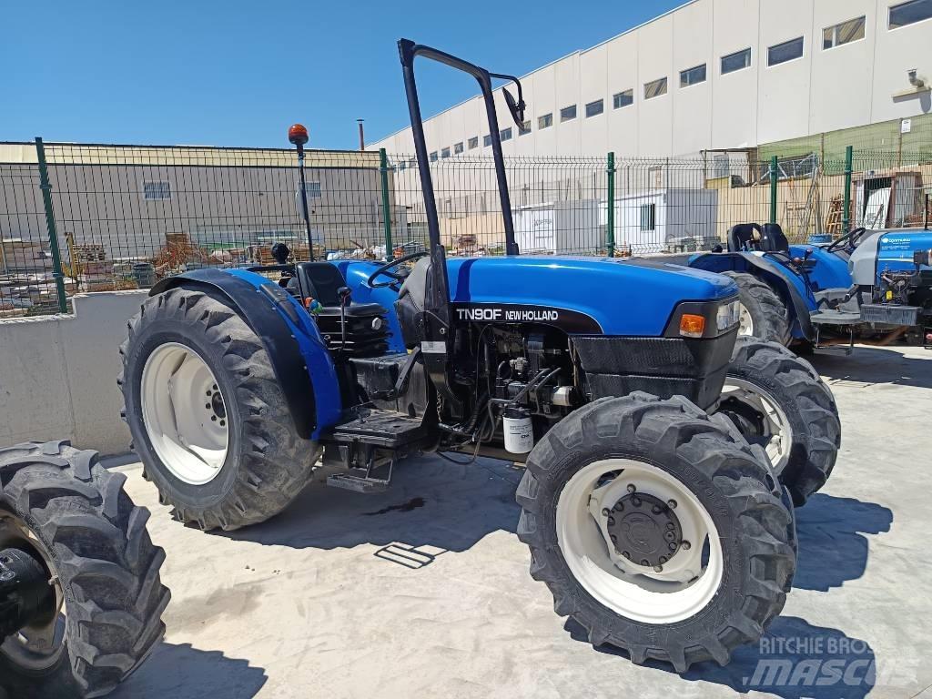 New Holland TN 90 F トラクター