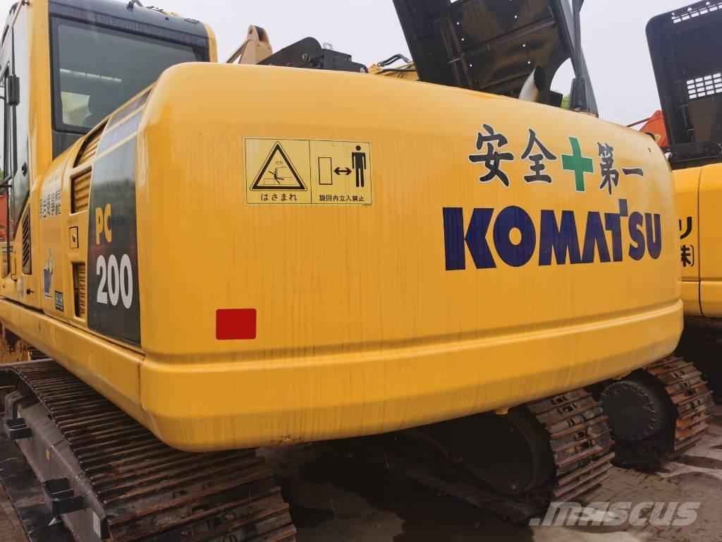 Komatsu PC 200-8 大型油圧ショベル12t以上（パワーショベル・ユンボ）