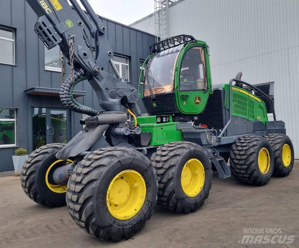John Deere 1270 G ハーベスター