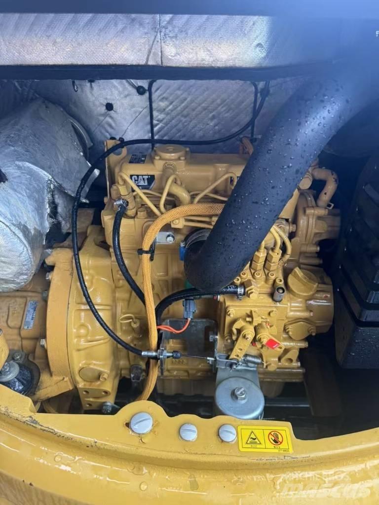 CAT CAT303ECR ミニ油圧ショベル 7t以下（ミニユンボ・ミニディガー）