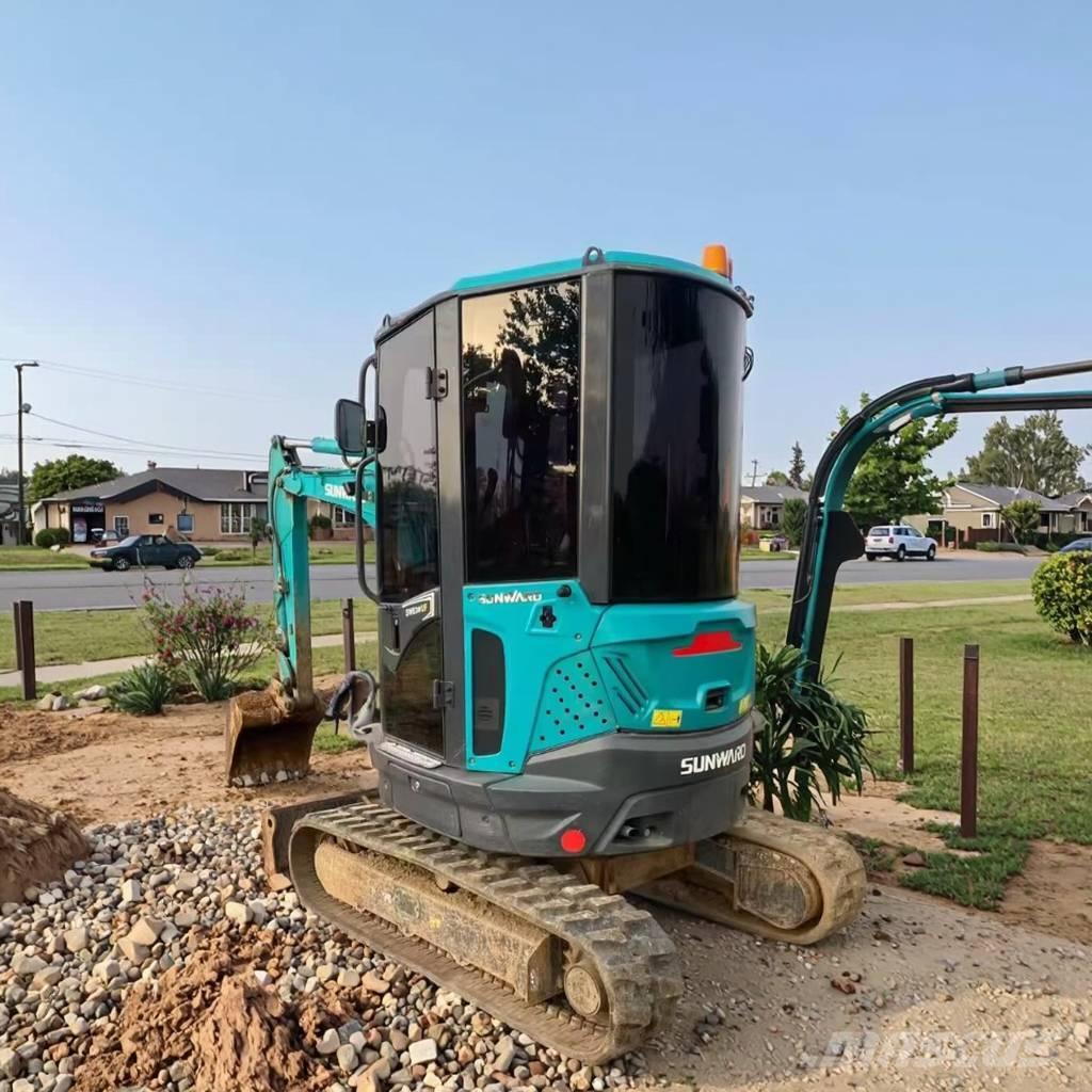 Sunward SWE 25 UF ミニ油圧ショベル 7t以下（ミニユンボ・ミニディガー）