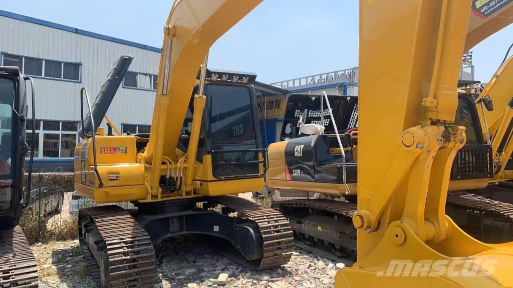 Komatsu PC 160 LC 大型油圧ショベル12t以上（パワーショベル・ユンボ）