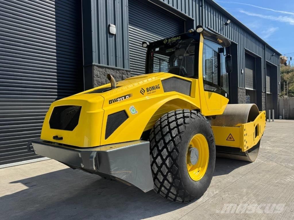 Bomag BW 213 D H-2 振動ローラ