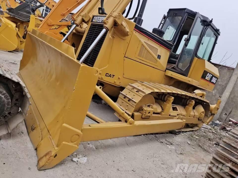 CAT D 6 G ブルドーザー
