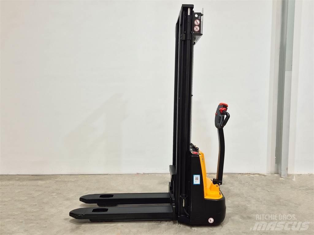  ESA121 2S360 ウォーキンフォークリフト