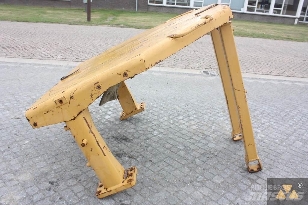 CAT D8N O-rops cab キャビン及び内装