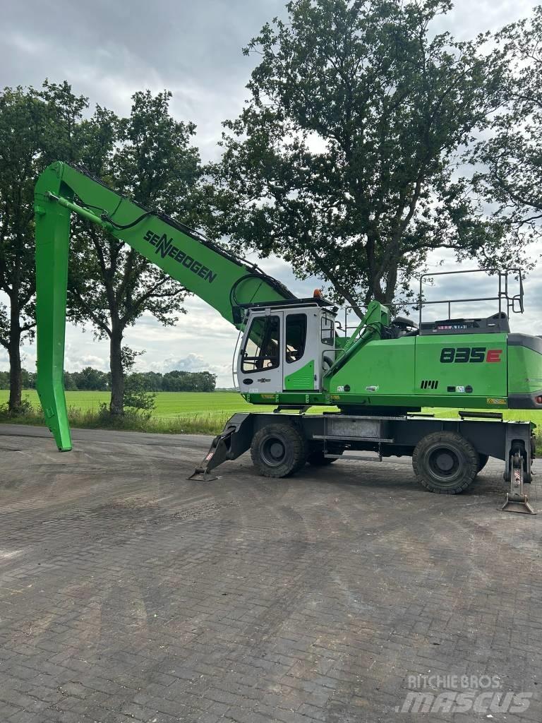 Sennebogen 835 M 廃棄物／工業産廃処理機
