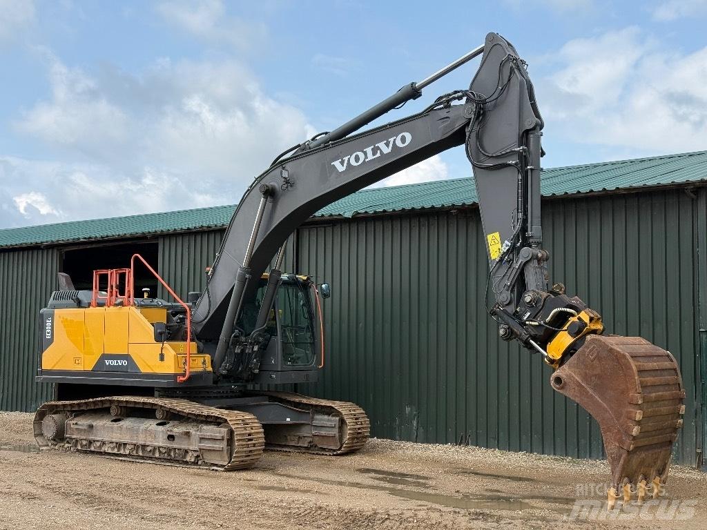 Volvo EC 300 EL 大型油圧ショベル12t以上（パワーショベル・ユンボ）