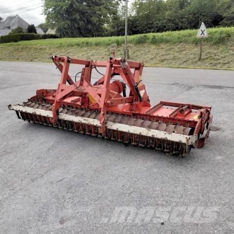 Kuhn HR3001D パワーハローとロータリーハロー