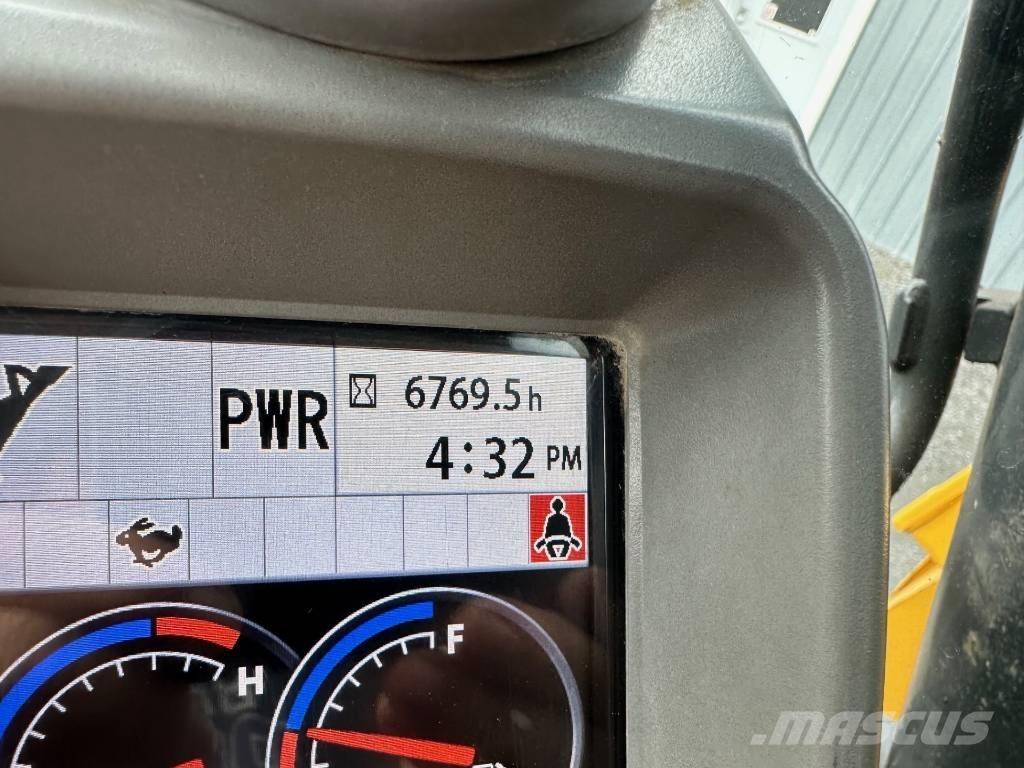 John Deere 75G 大型油圧ショベル12t以上（パワーショベル・ユンボ）