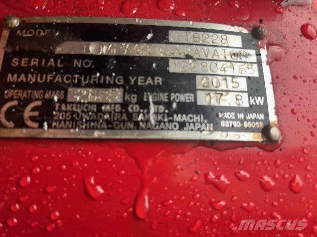 Takeuchi TB 228 ミニ油圧ショベル 7t以下（ミニユンボ・ミニディガー）