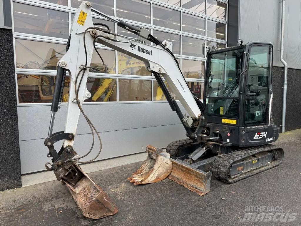 Bobcat E34 ミニ油圧ショベル 7t以下（ミニユンボ・ミニディガー）