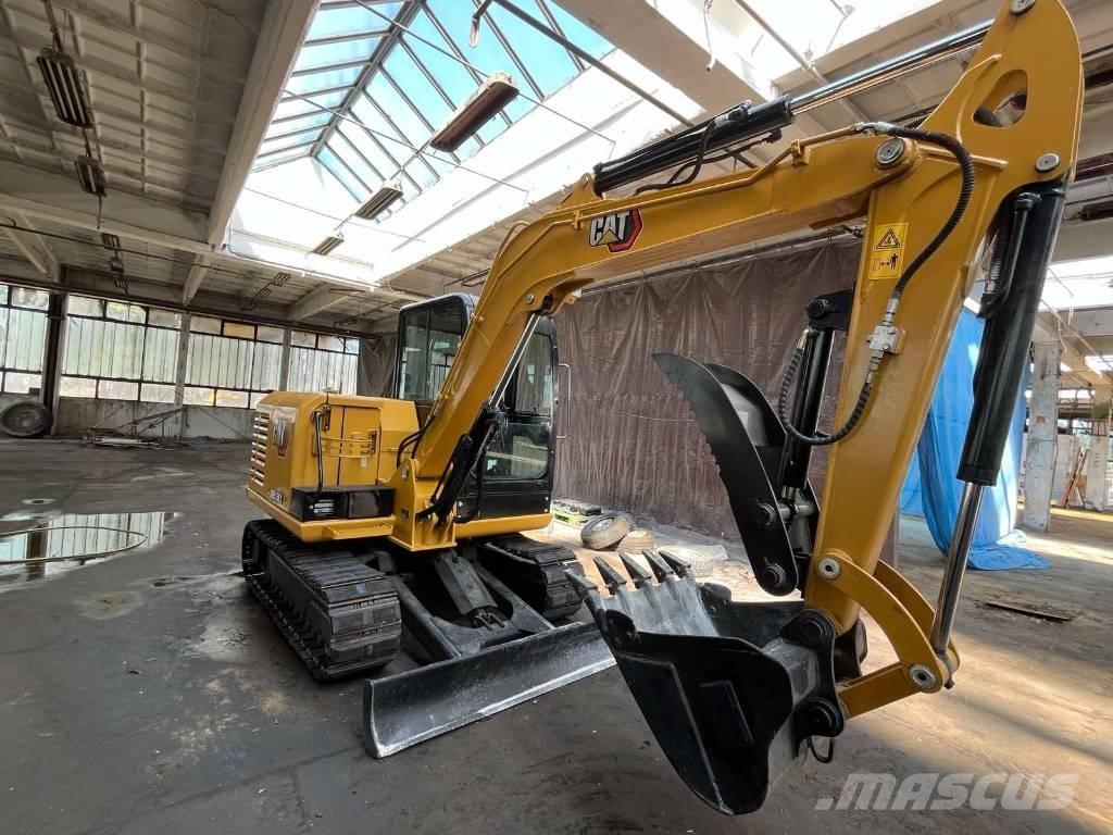 CAT 305.5 E2 ミニ油圧ショベル 7t以下（ミニユンボ・ミニディガー）