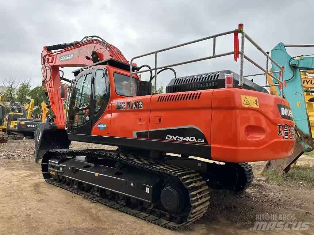 Doosan DX 340 LCA 大型油圧ショベル12t以上（パワーショベル・ユンボ）