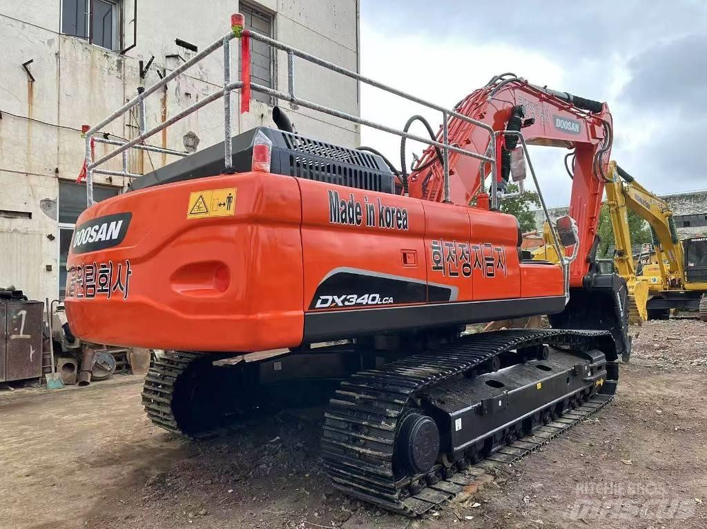 Doosan DX 340 LCA 大型油圧ショベル12t以上（パワーショベル・ユンボ）