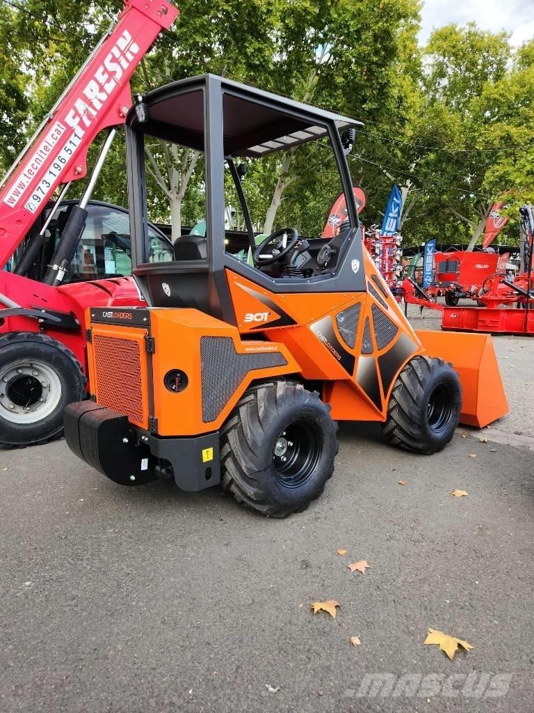 Castloaders 30T コンパクトトラクター