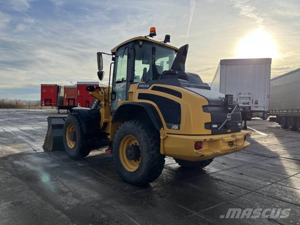 Volvo L45H スキッドステアローダー