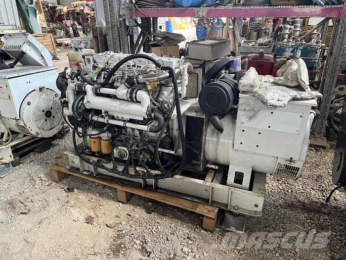 CAT 3056T ディーゼル発電機