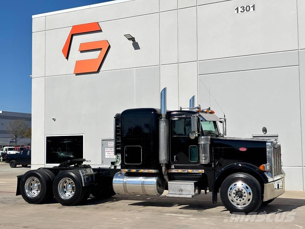 Peterbilt 379 中古トラクターヘッド | トレーラーヘッド