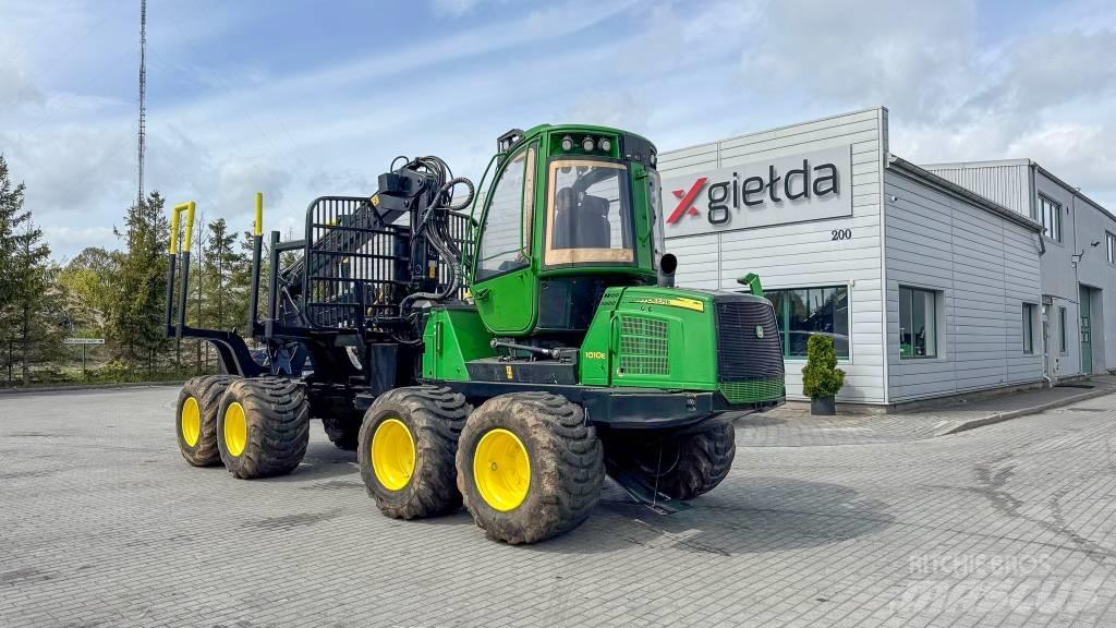 John Deere 1010 E フォワーダー