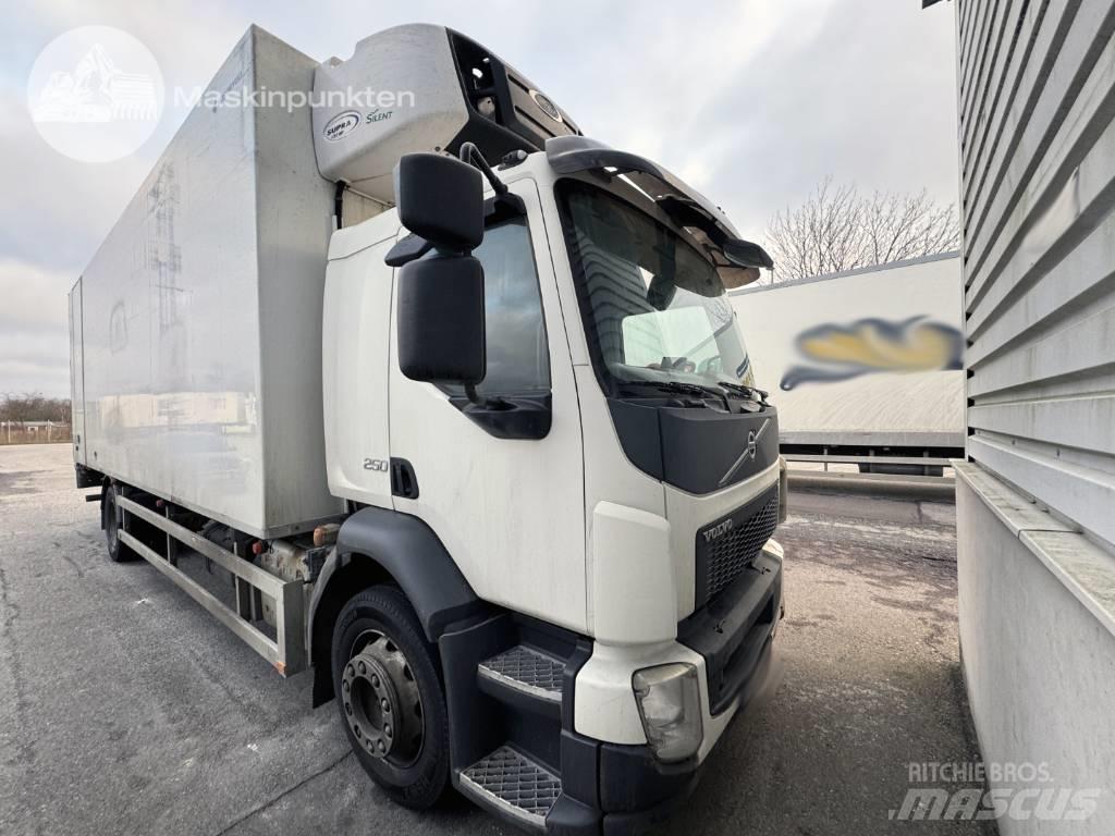 Volvo FL 250 冷凍冷蔵車