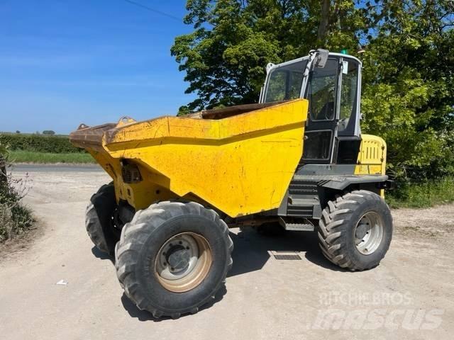 Wacker Neuson DW 90 サイト　ダンプ