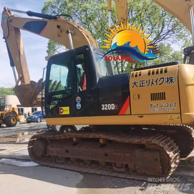 CAT 320 D2 中型油圧ショベル 7ｔ-12ｔ（ユンボ・パワーショベル・バックホー）