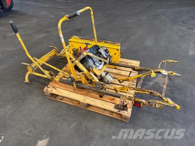 Geismar Geismar MV3 鉄道修理