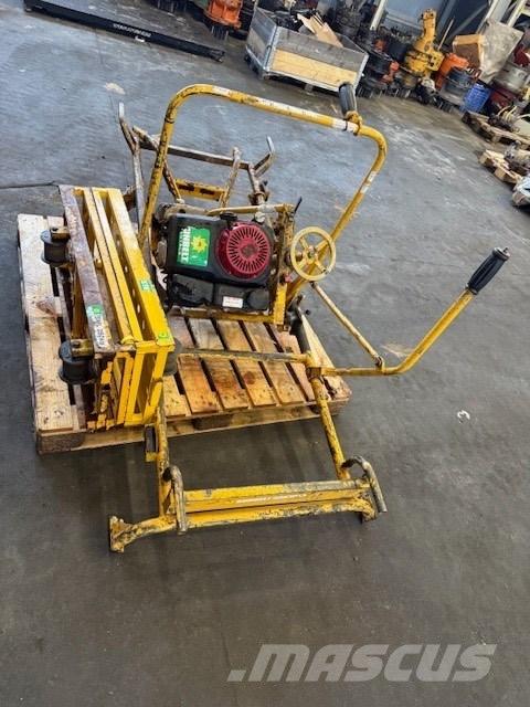 Geismar Geismar MV3 鉄道修理