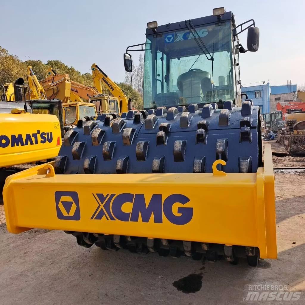 XCMG XS 223 J 振動ローラ