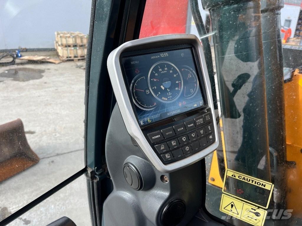 Hyundai HX125LCR 大型油圧ショベル12t以上（パワーショベル・ユンボ）