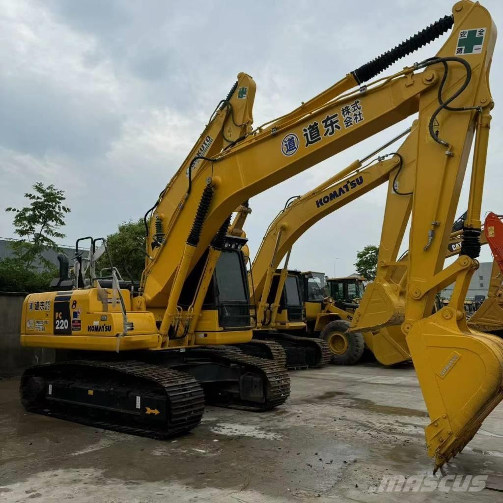 Komatsu PC 220-8 大型油圧ショベル12t以上（パワーショベル・ユンボ）