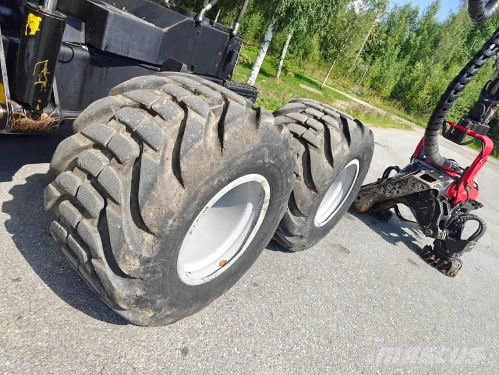 Komatsu 901 XC ハーベスター