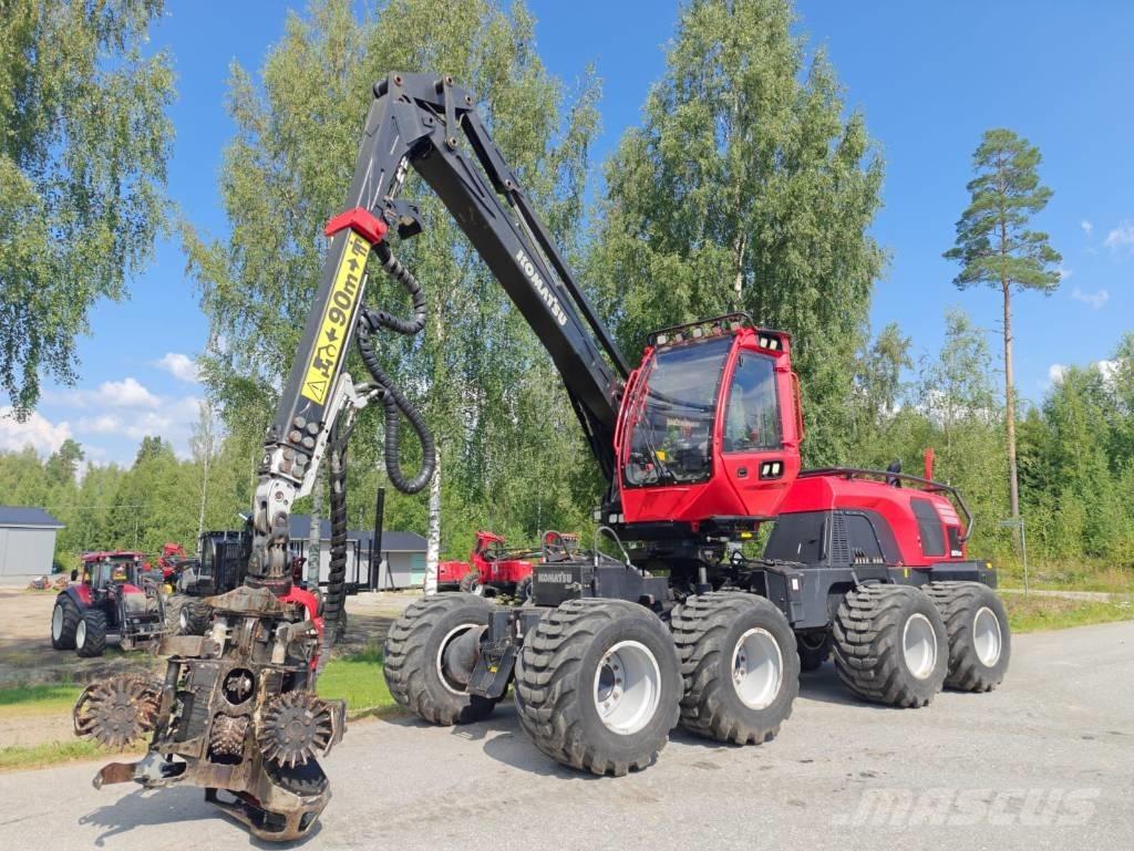 Komatsu 901 XC ハーベスター