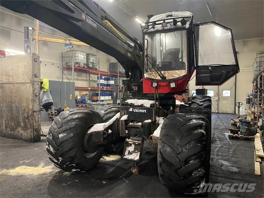 Valmet 911.3 ハーベスター