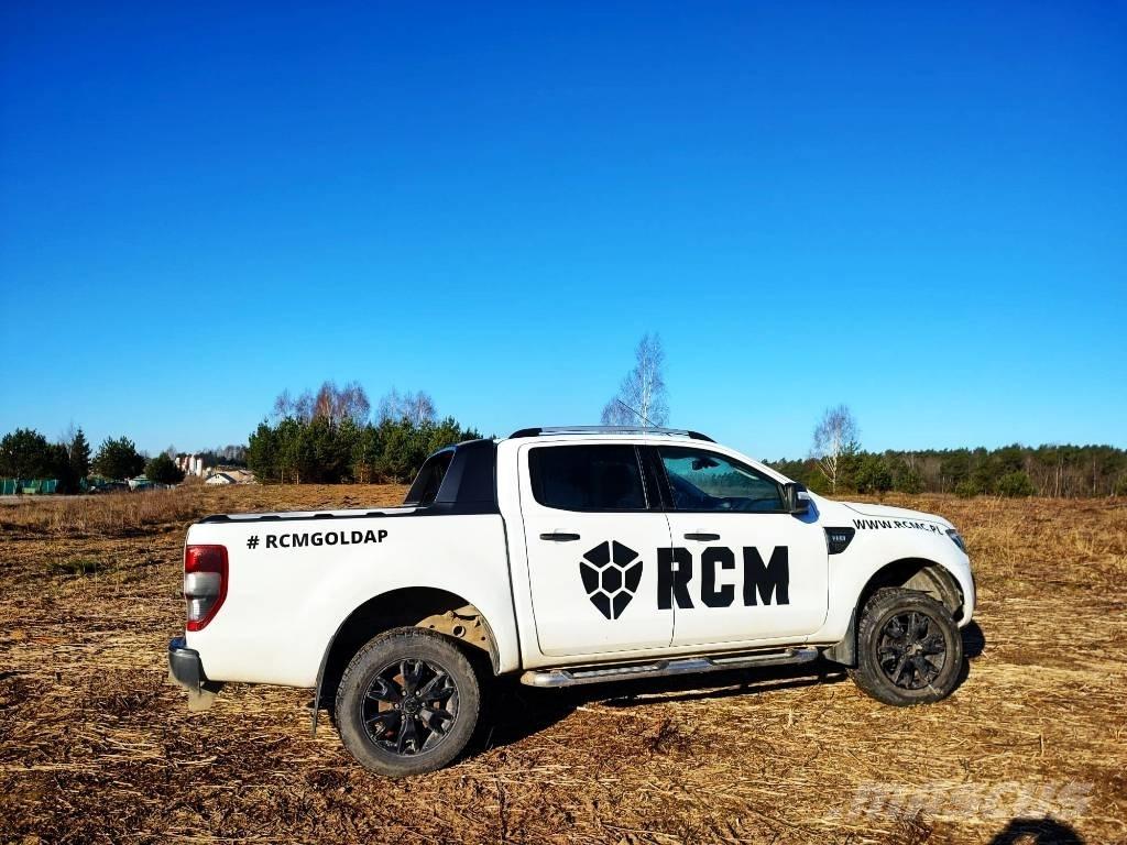 Ford Ranger Wildtrak 自動車