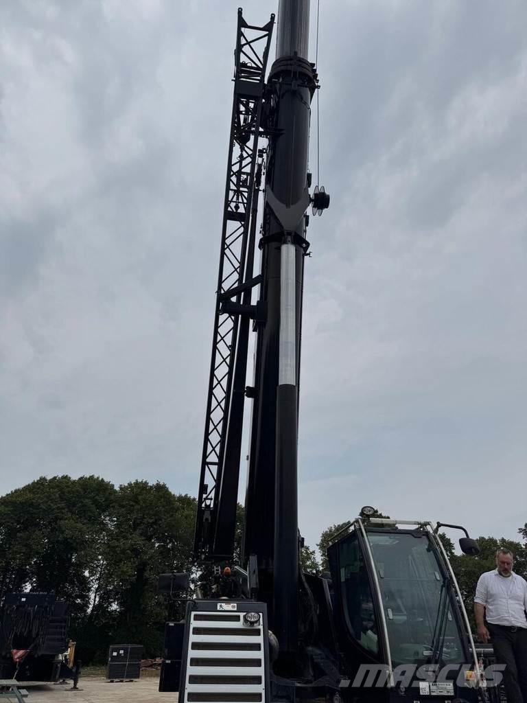 Liebherr LTR 1100 クローラクレーン